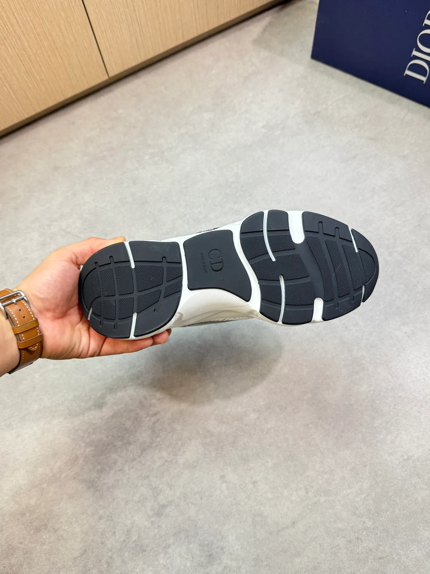 Factory price: 460💰[Dior] Dior - high-end quality original order 🔍🔍🔍 casual sports shoes - upper: 🔝 stone pattern calfskin, high silk mesh canvas, brand totem cloth, tongue and heel; reflective brand webbing - lining: brand canvas - original: ultra-light T men's shoes 💰U foam rubber; two-color molded outsole -Ultra-high quality control·Fine workmanship: highlighted (high-end·nobility·grade) -Size: 39-44 (38, 45, 46, 47, can be customized)·D9285